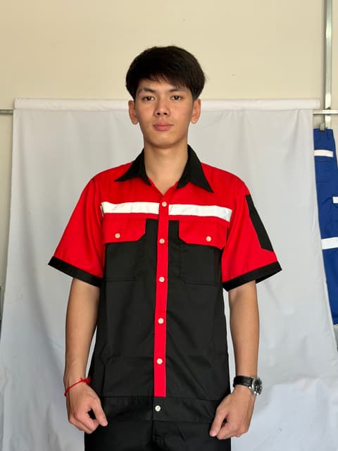 ດຳແດງແຂນສັ້ນ