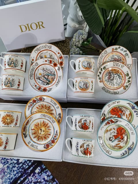 Boxເຊັດ ຈອກ+ຈານDior