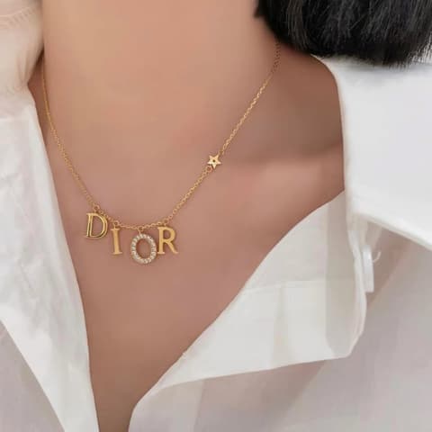 ສ້ອຍຄໍDior