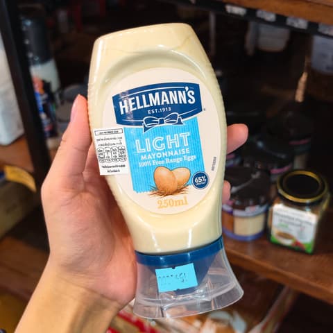 ມາຢອງເນສ ລົດໄຂມັນ Light Mayonnaise 250g. Hellman