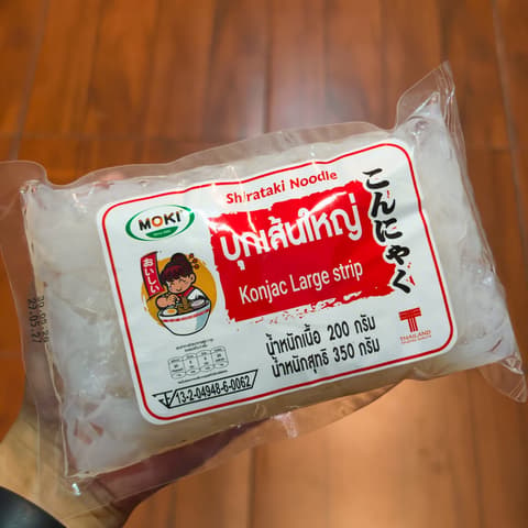 ບຸກເສັ້ນໃຫຍ່ Konjac large strip 200g. MOKI