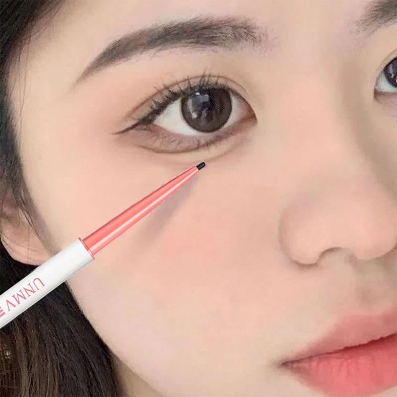 UNMV eyeliner ເປັນທັງອາຍໄລເນີ້ແລະອິນໄລເນີ້ ແຕ້ມງ່າຍ ກັນນ້ໍາ ຕິດທົນໝົດມື້ — 4