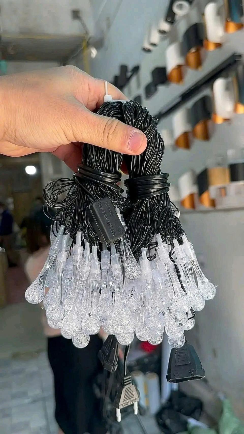 ດອກໄຟປພດັບ10ມ — 4
